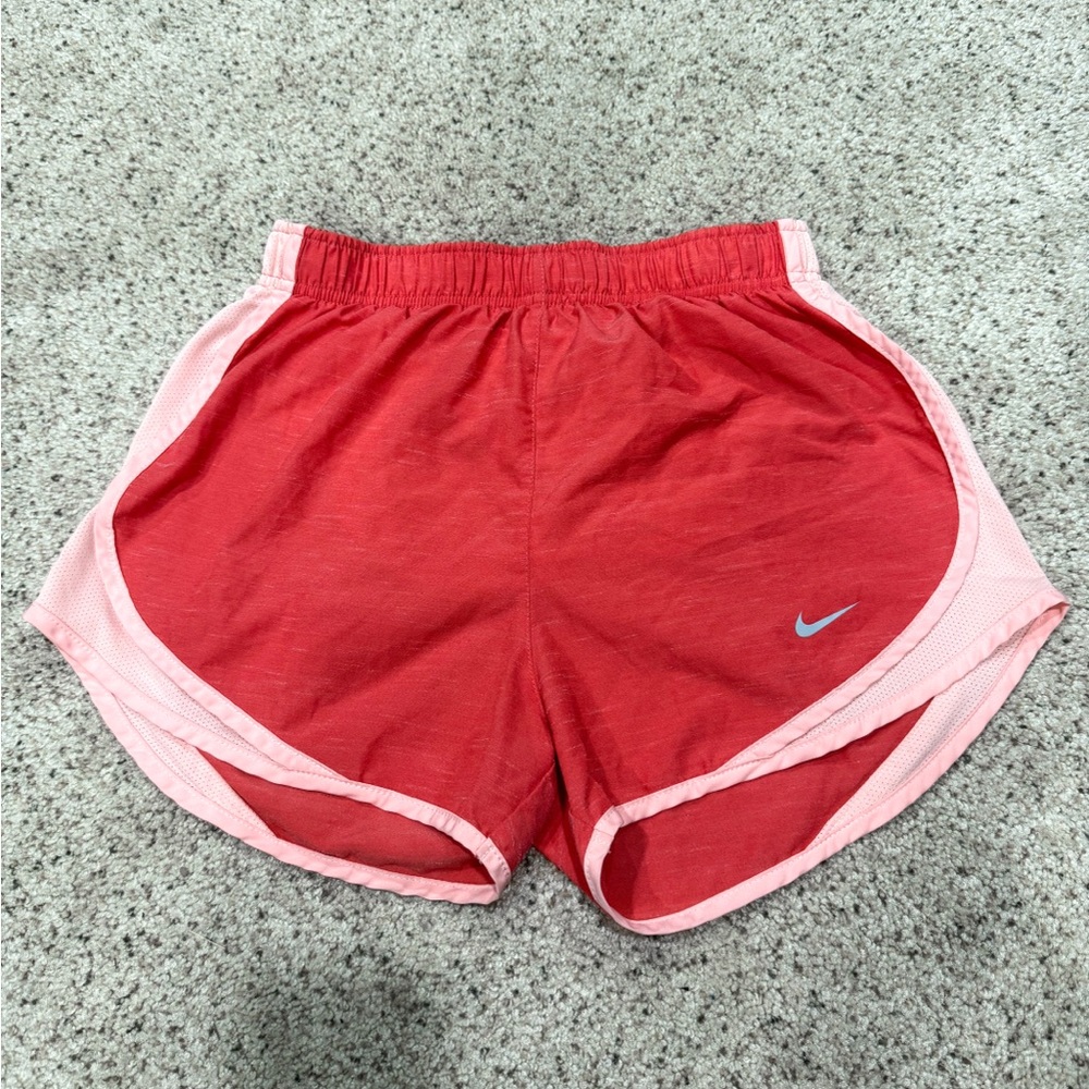 Nike Tempo Women's Athletic Shorts in Coral and Pink